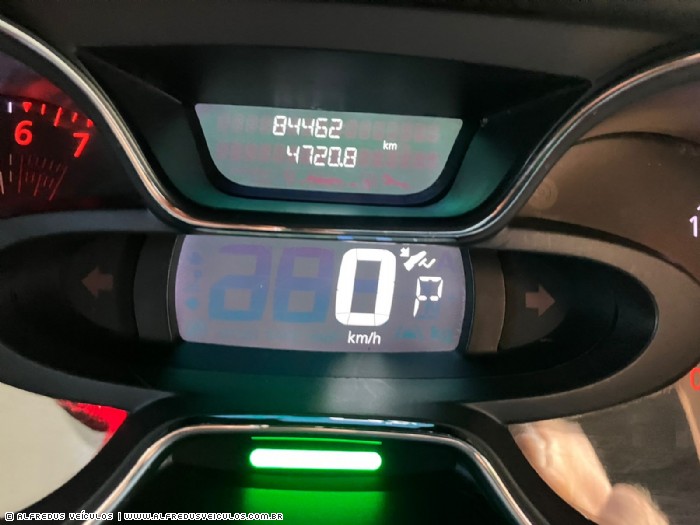 Renault CAPTUR INTENSE 2.0 AUTOMTICO 2017/2018